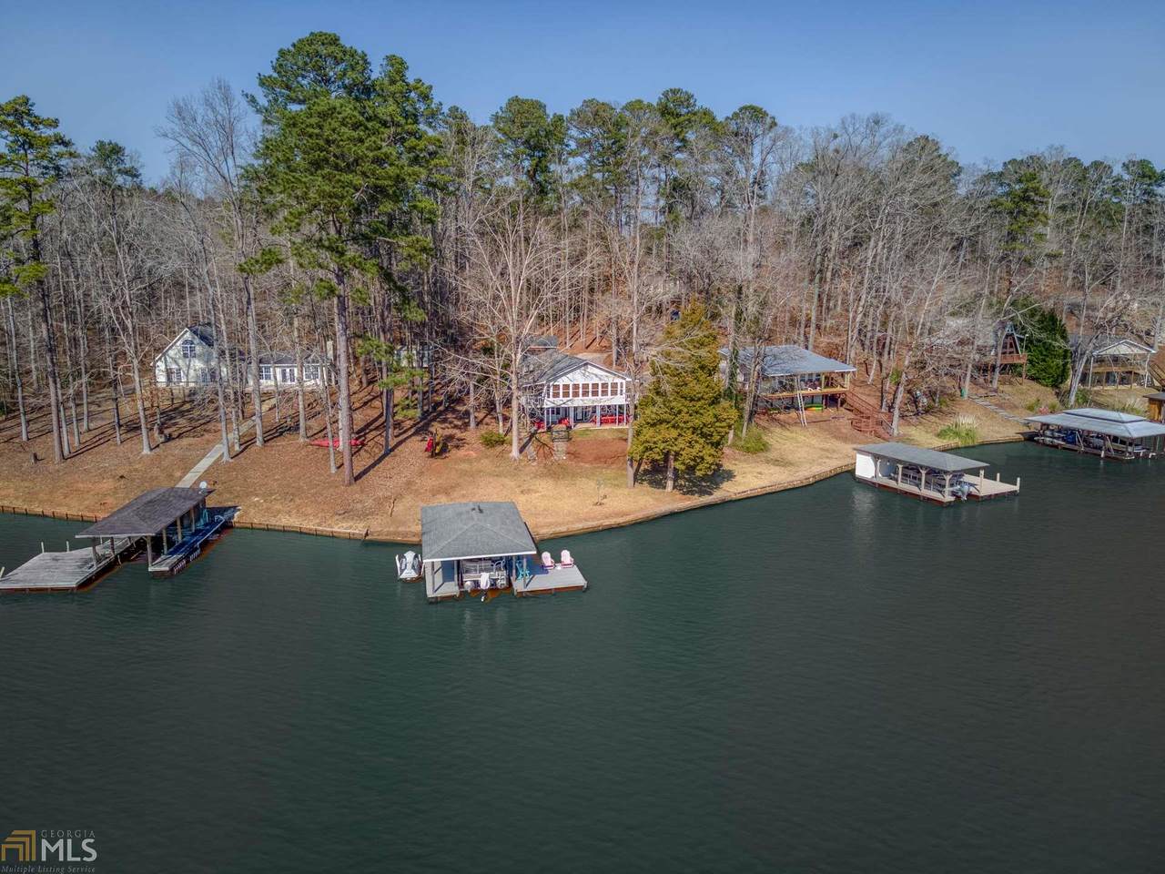 301 Thomas Dr - Photo 1