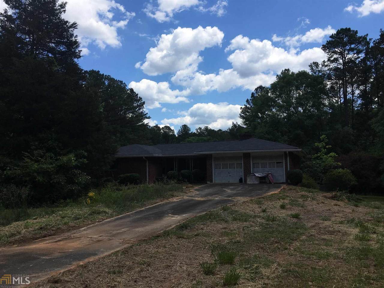 2095 Fischer Rd - Photo 1