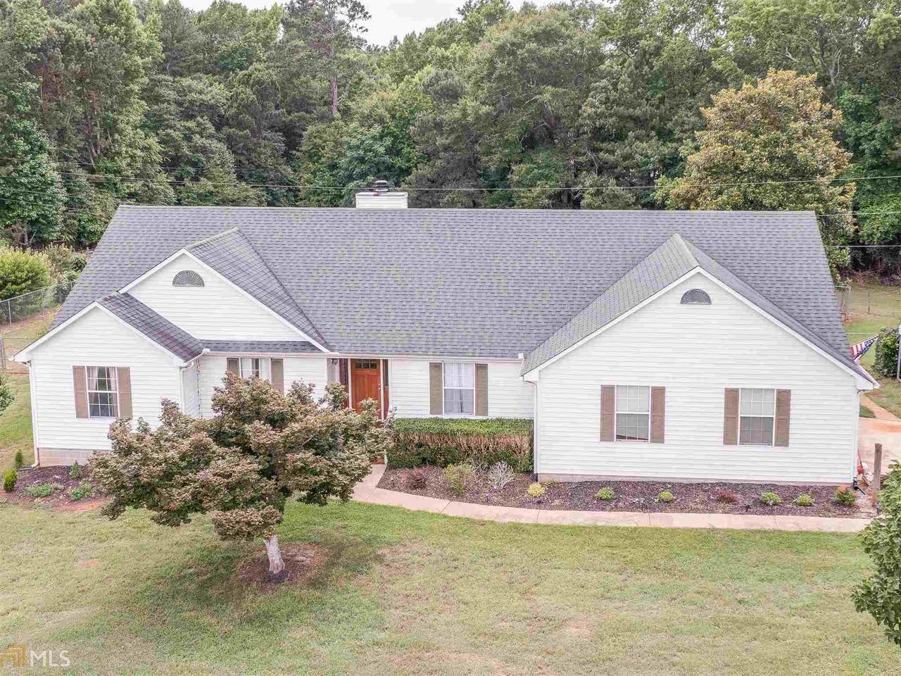 105 Harris Dr - Photo 1