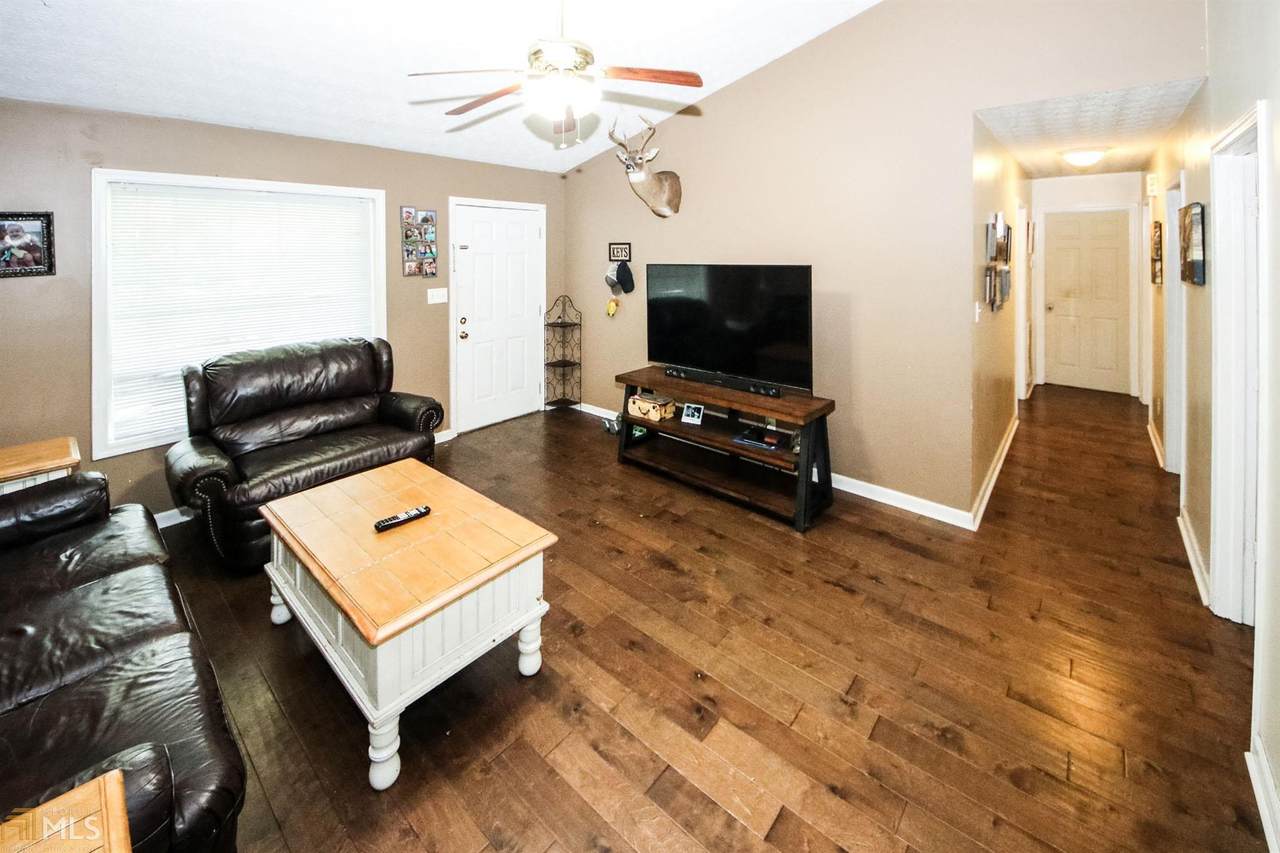 303 Towe Chapel Rd - Photo 1
