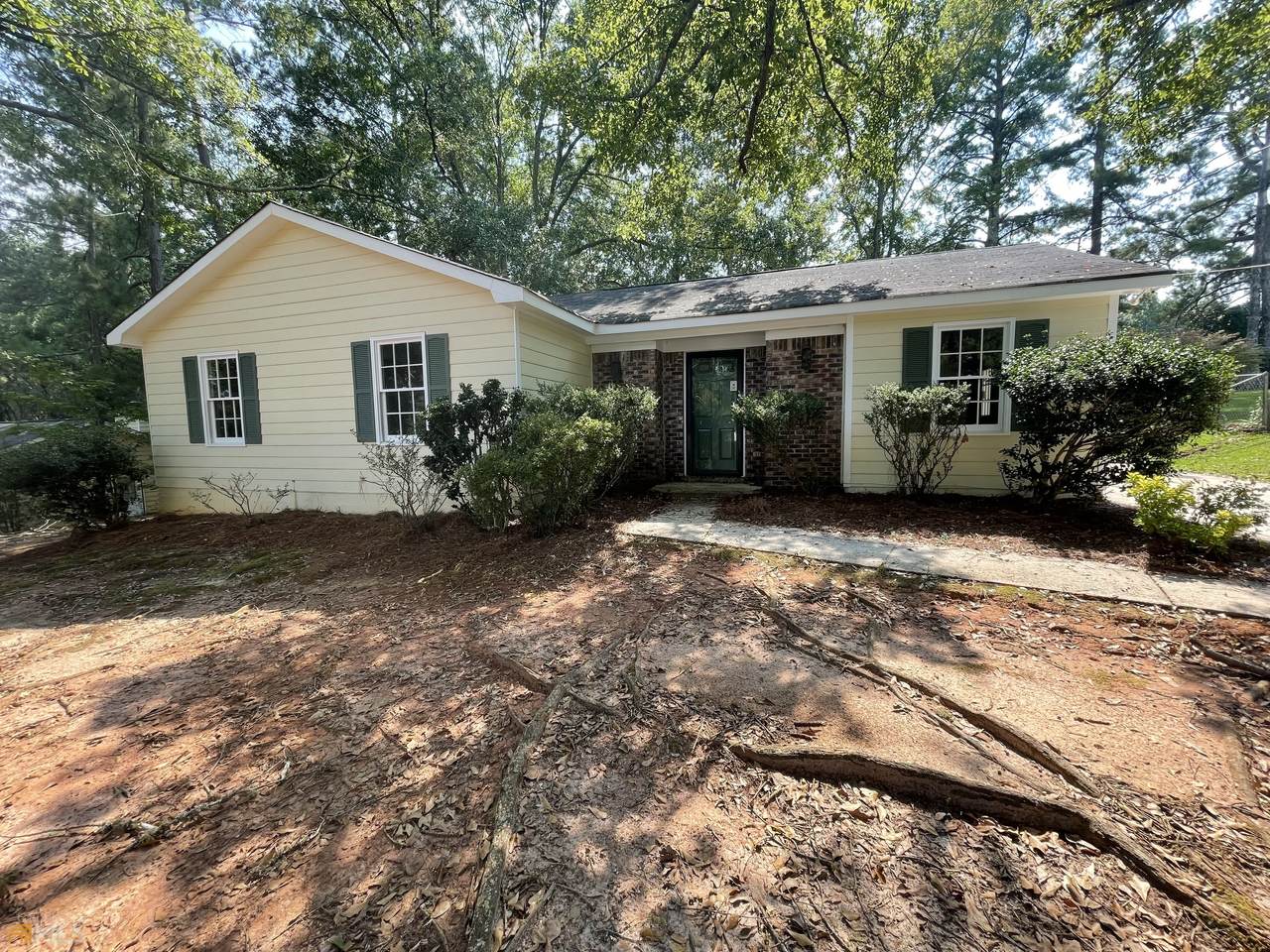 107 Hearthstone Drive - Photo 1