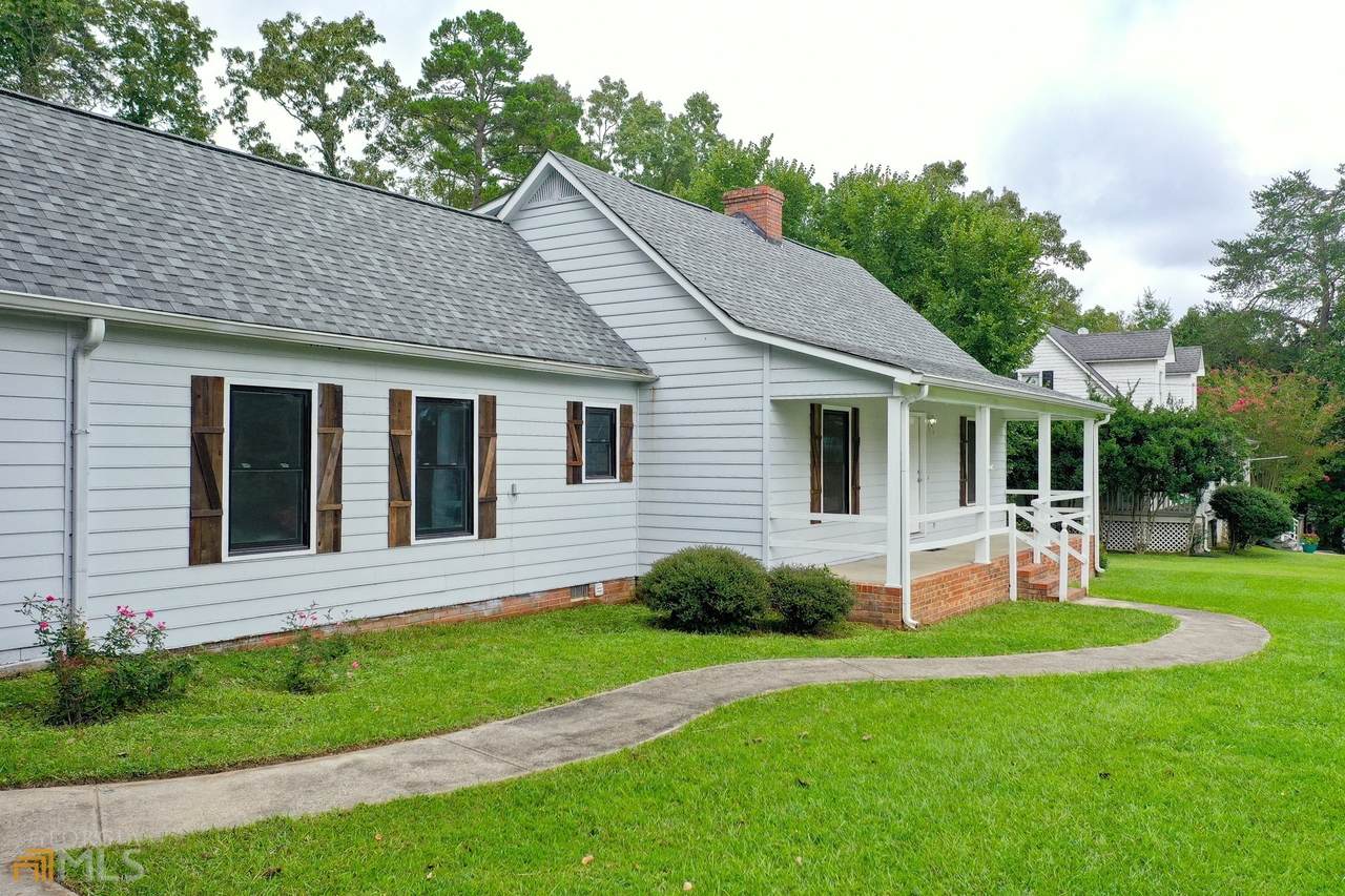 223 Oak Hill Drive - Photo 1