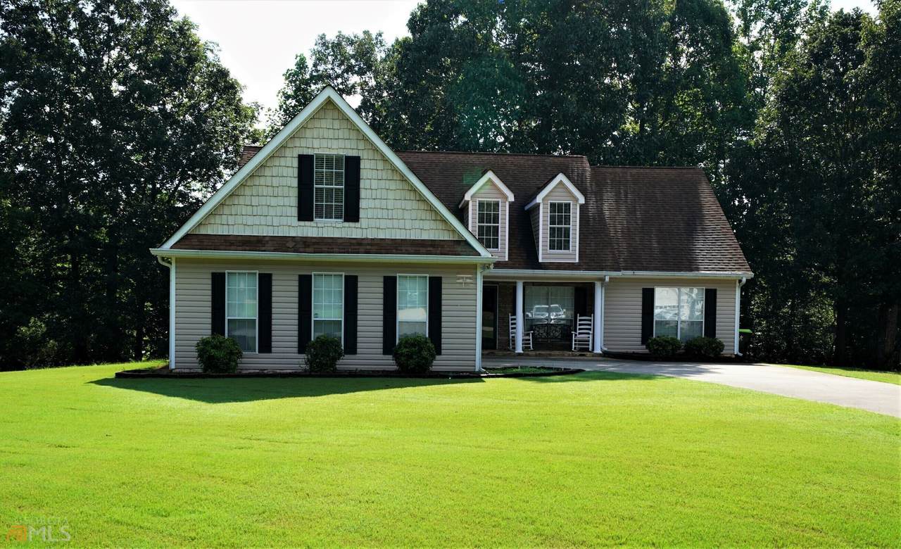 212 Emily Circle - Photo 1