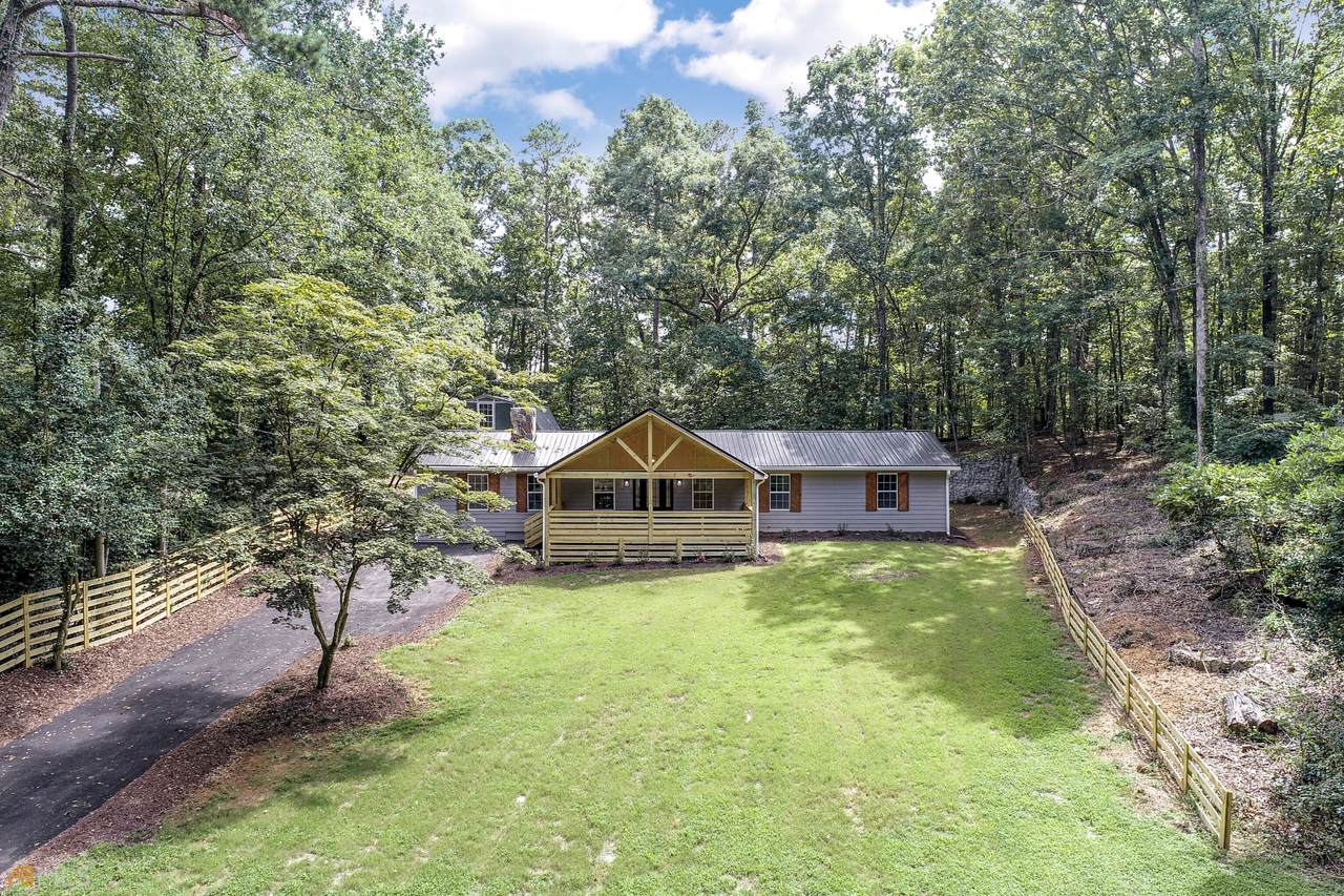 2735 Wynelle Drive - Photo 1