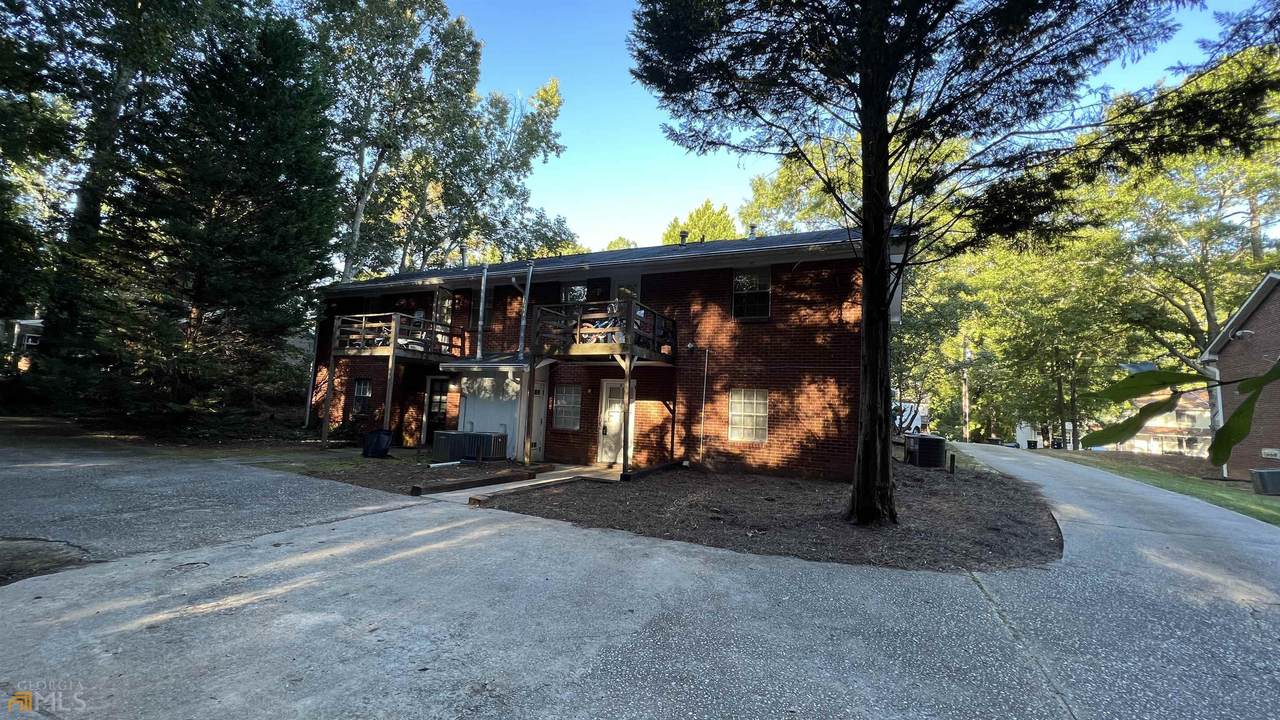 135 Meadowbrook Court - Photo 1