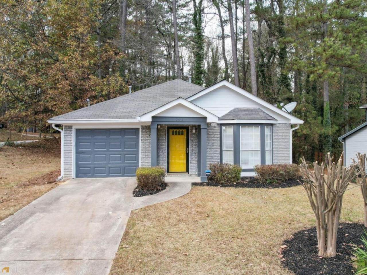 2085 Pine Cone Drive - Photo 1
