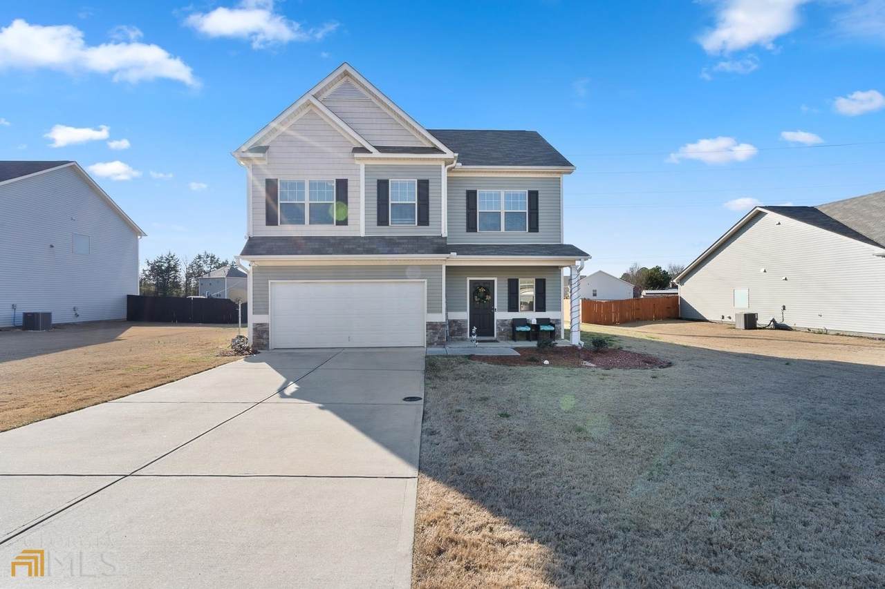 205 Oak Hollow Way - Photo 1