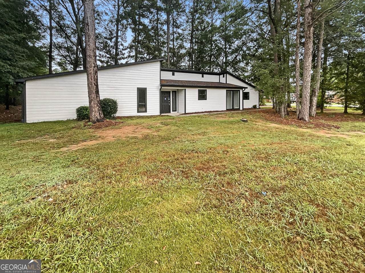 51 Holt Road - Photo 1