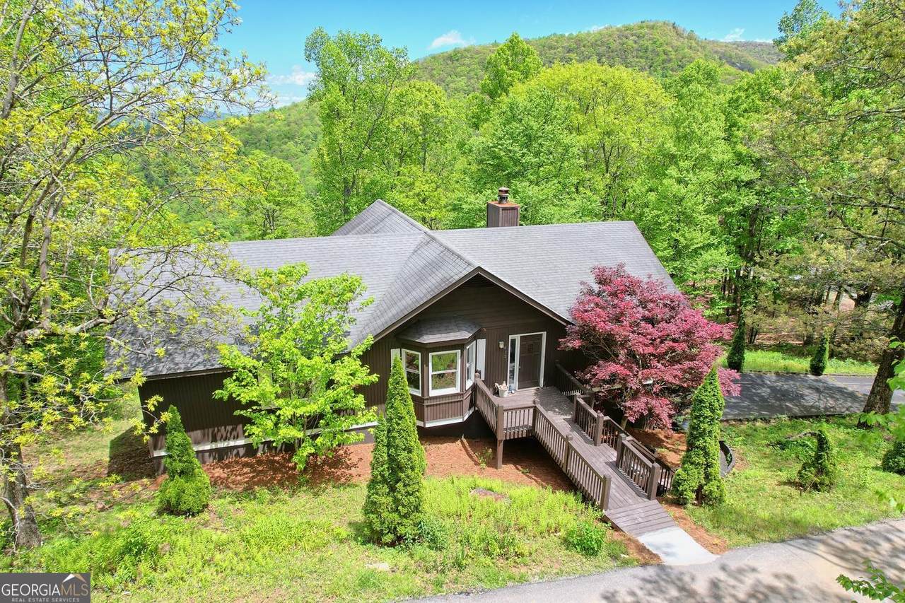 412 Bayberry Lane - Photo 1