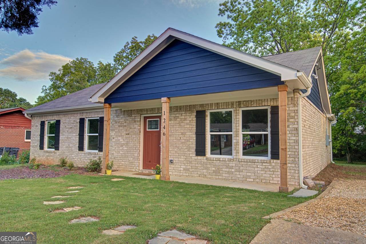 1246 Bell Avenue - Photo 1