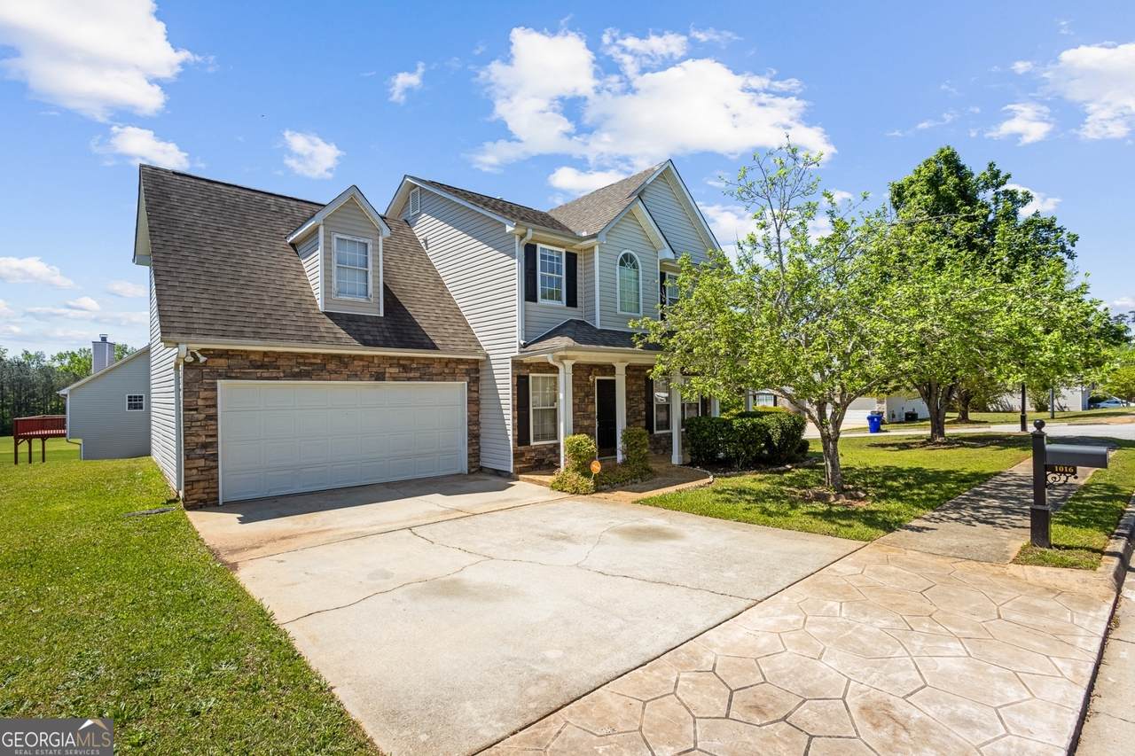 1016 Borrington Lane - Photo 1