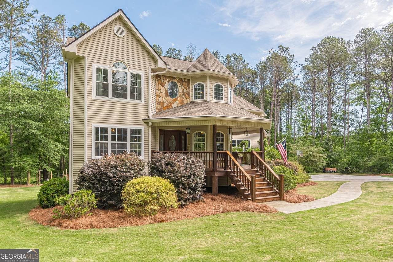 830 Hightower Trail - Photo 1