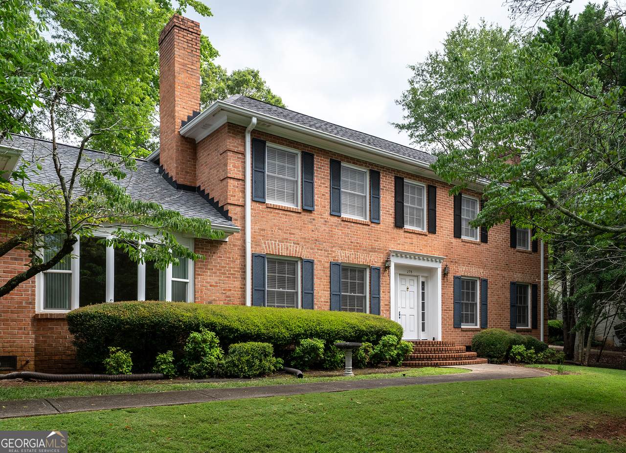 275 St George Drive - Photo 1