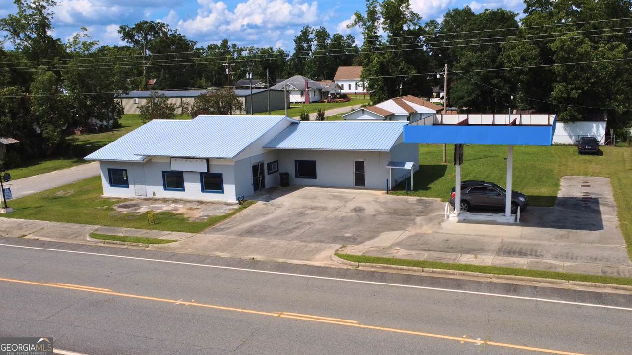 3851 Harrington Street - Photo 1