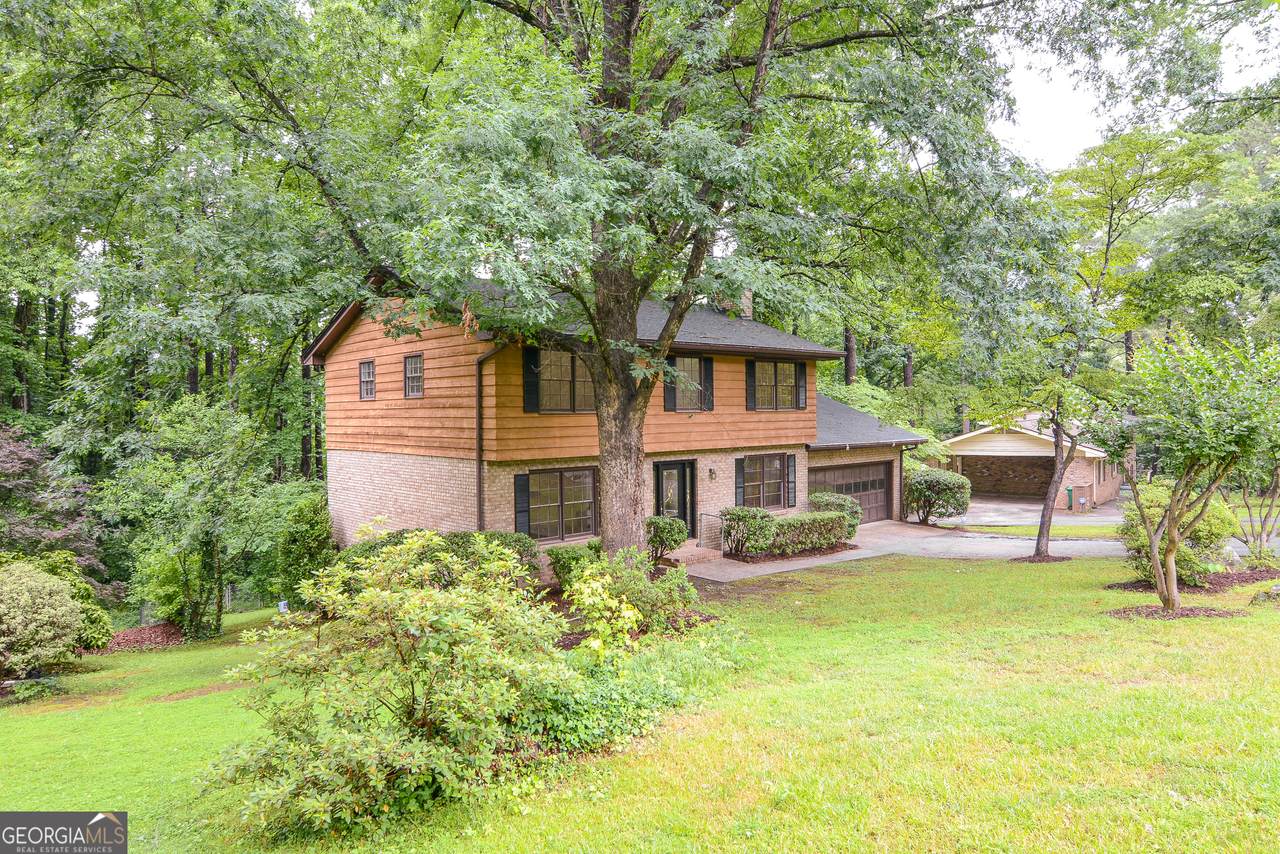 3352 Northbrook Drive - Photo 1