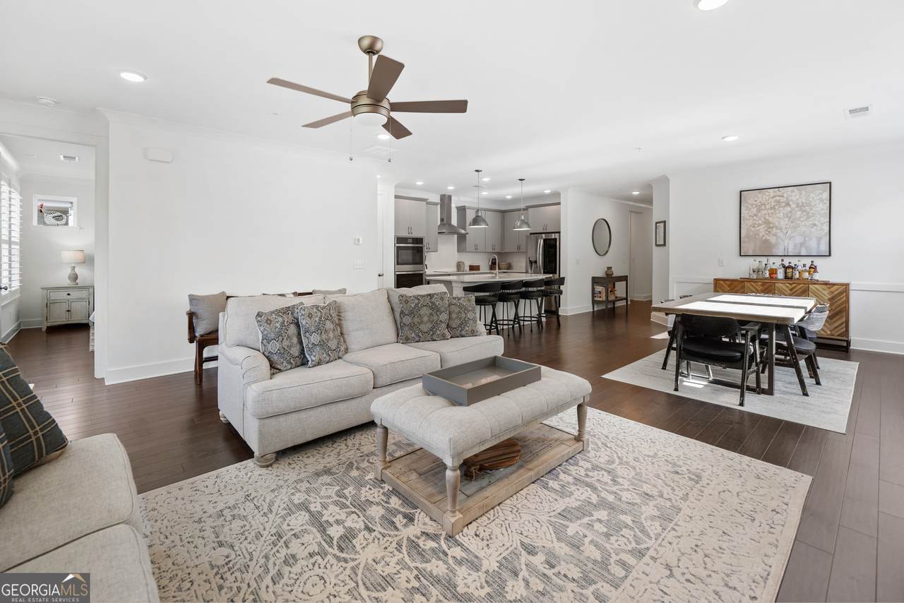 209 Floral Valley Drive - Photo 1