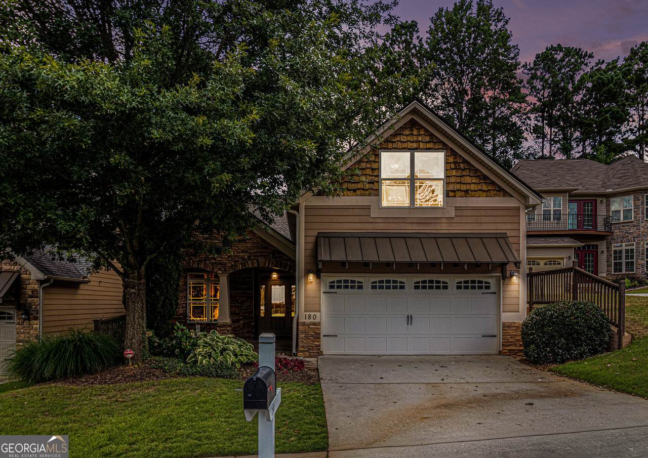 180 Greenview Drive - Photo 1