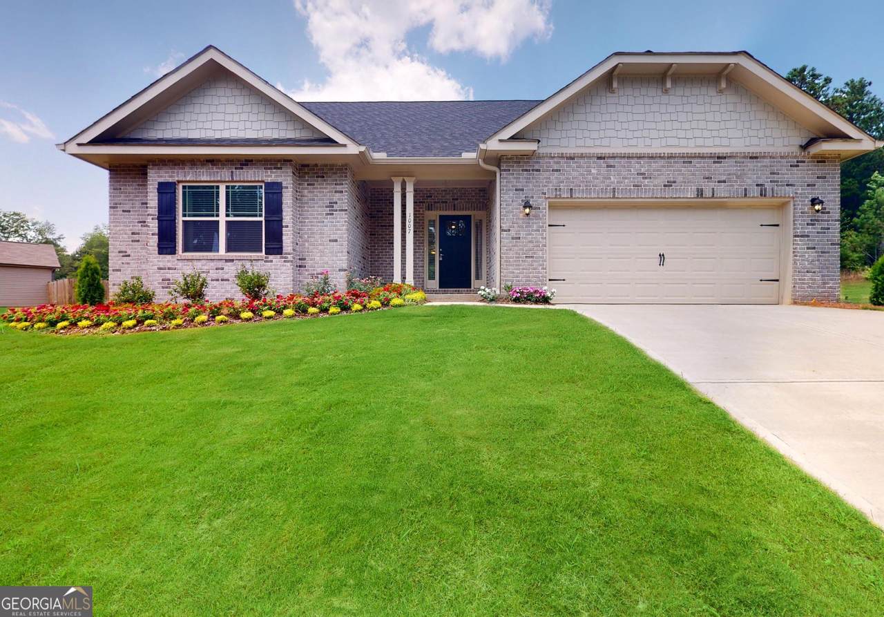 1102 Stiles Crossing - Photo 1