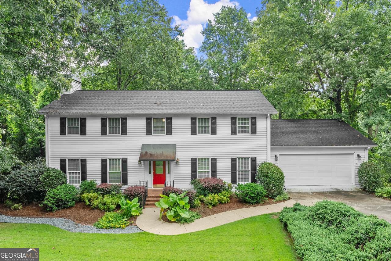 2533 Bridgewater Drive - Photo 1