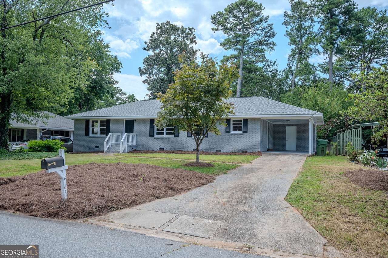 2164 Pawnee Drive - Photo 1