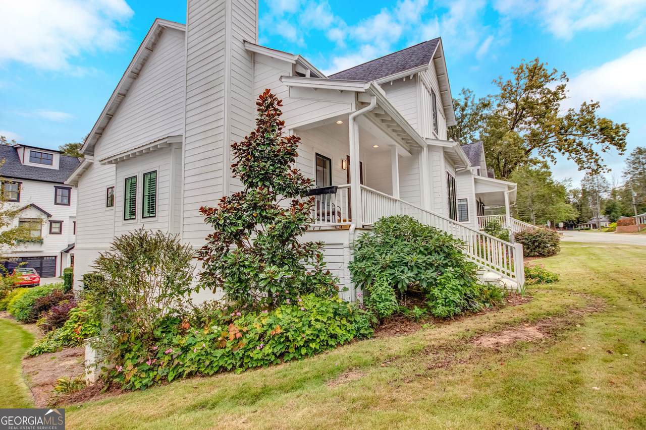 205 Flesner Court - Photo 1