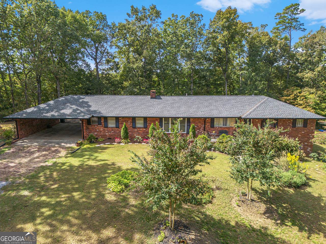 111 Lewis Drive - Photo 1