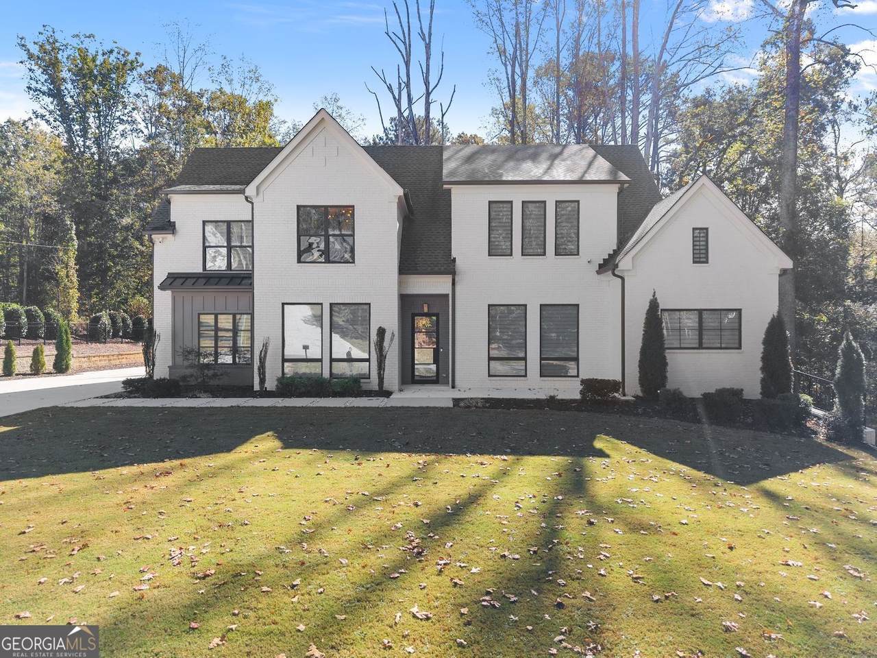 1646 Thomas Drive - Photo 1