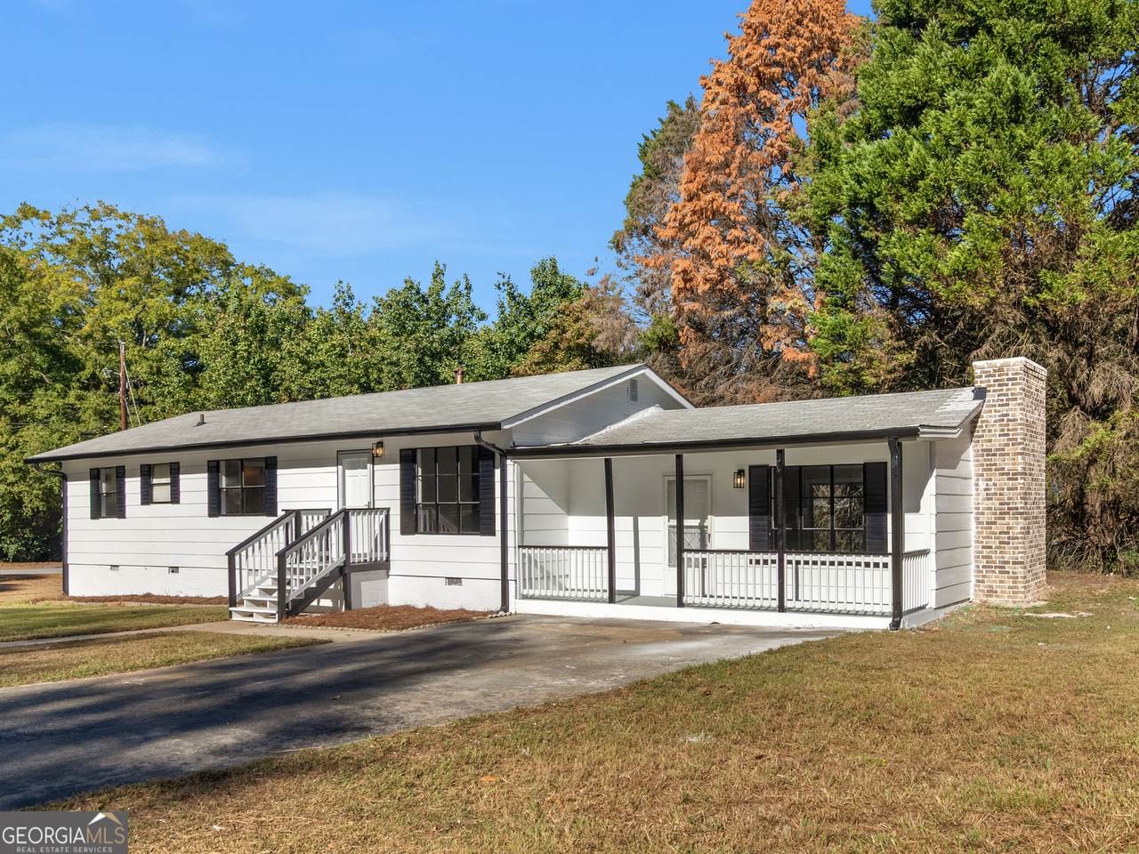 1028 Dixie Drive - Photo 1