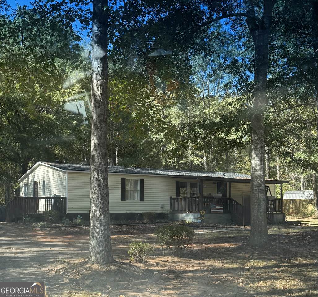 1424 Al Roberts Road - Photo 1