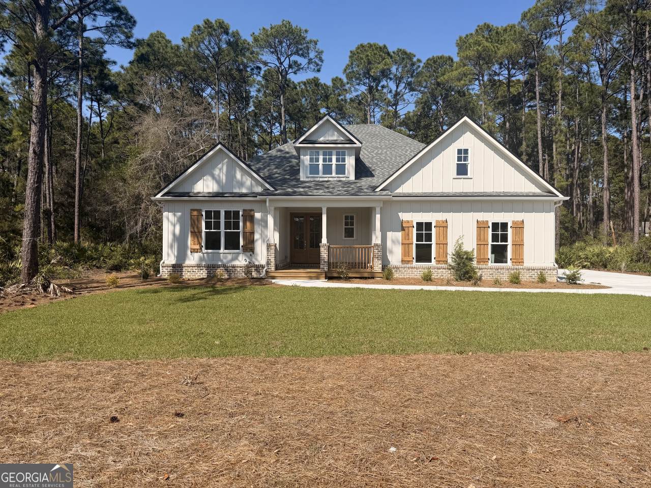 110 Clubhouse Circle - Photo 1