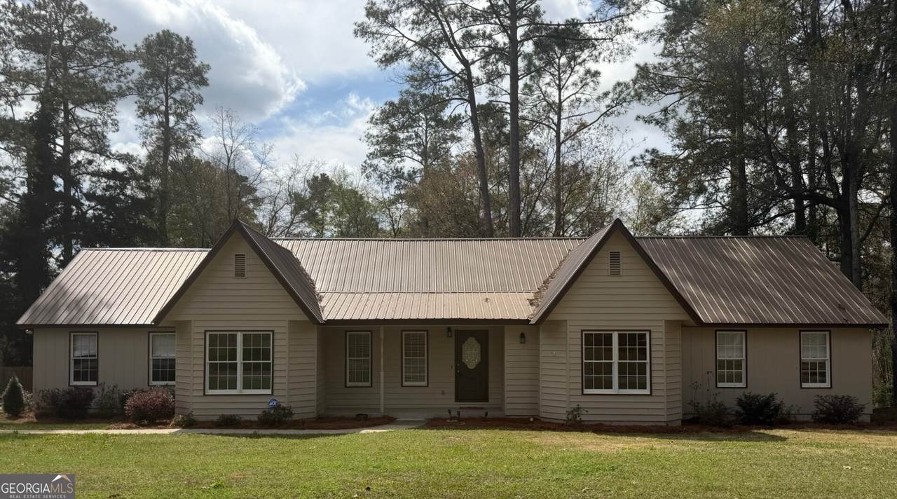 311 Overlook Drive - Photo 1