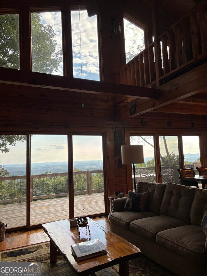 103 Sunrise Terrace - Photo 1