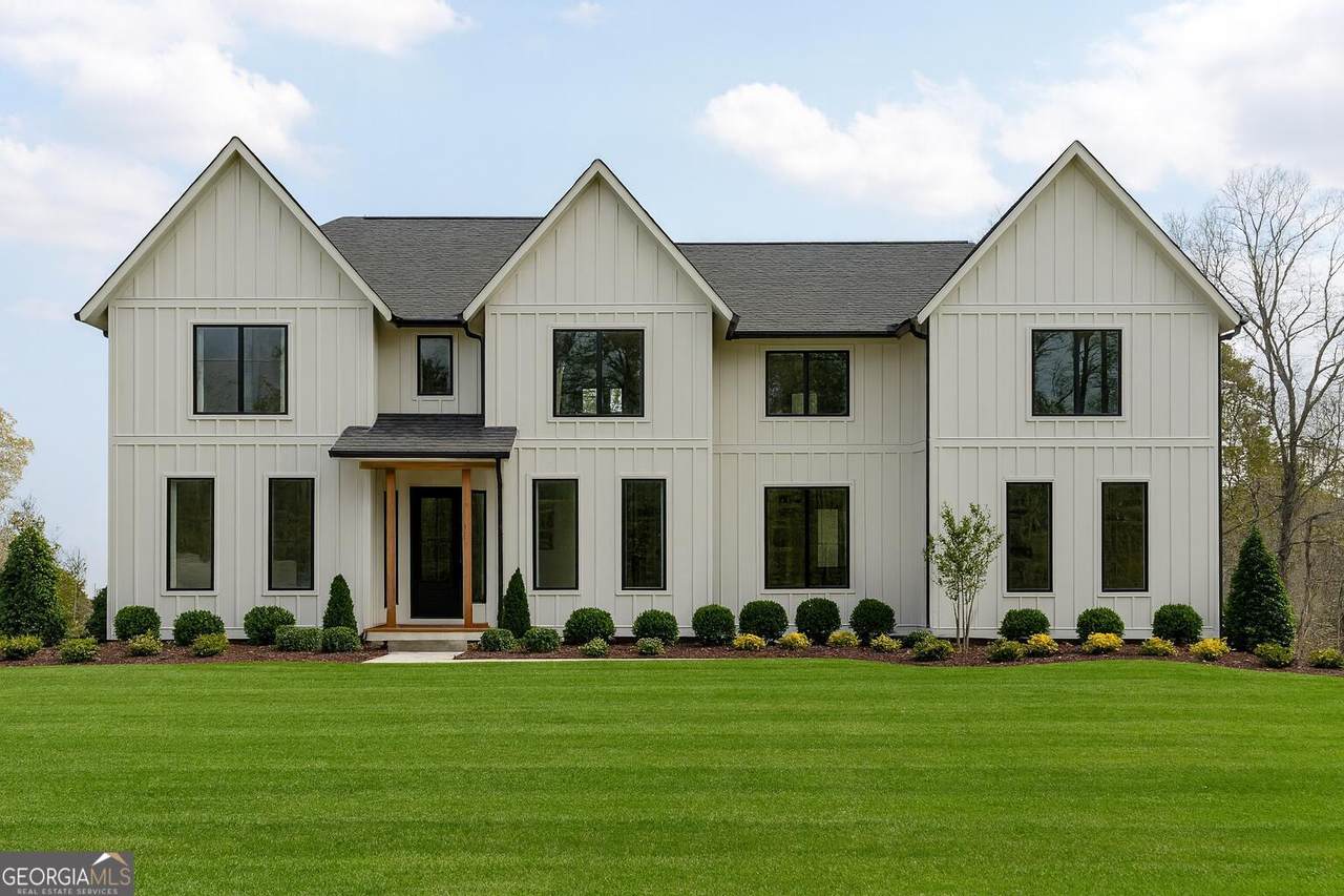 7048 Nichols Cove Drive - Photo 1