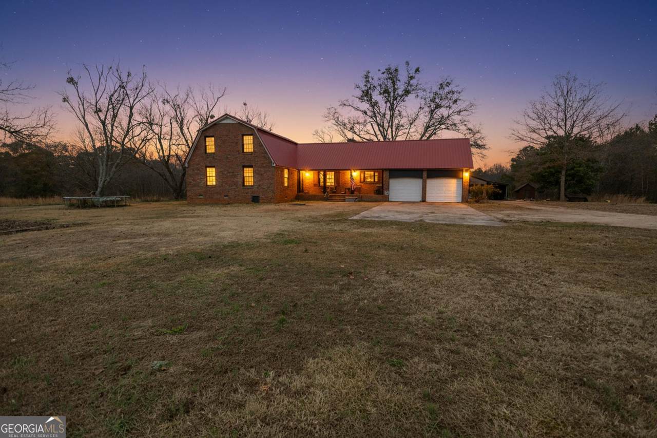 432 Airport Road - Photo 1