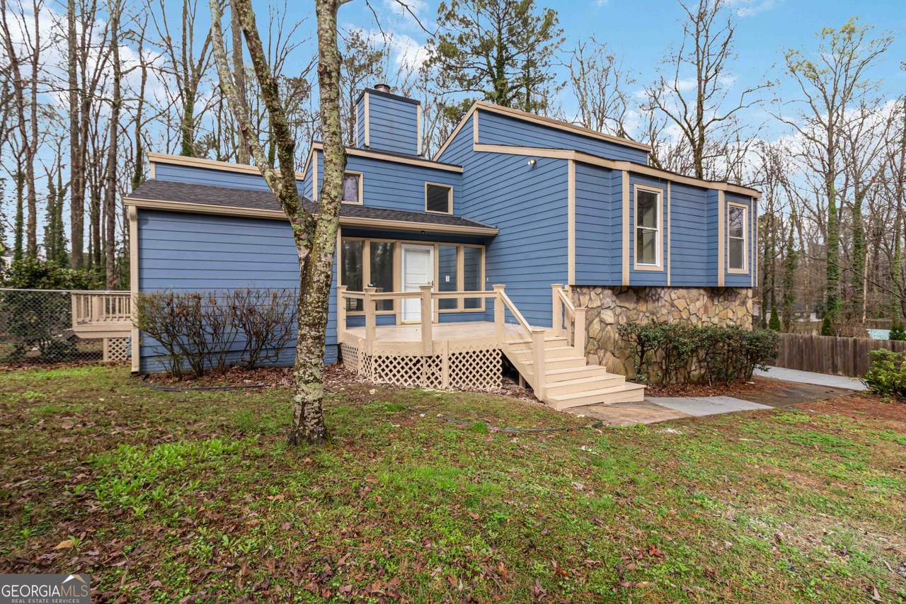 3230 Cedar Bluff Drive - Photo 1