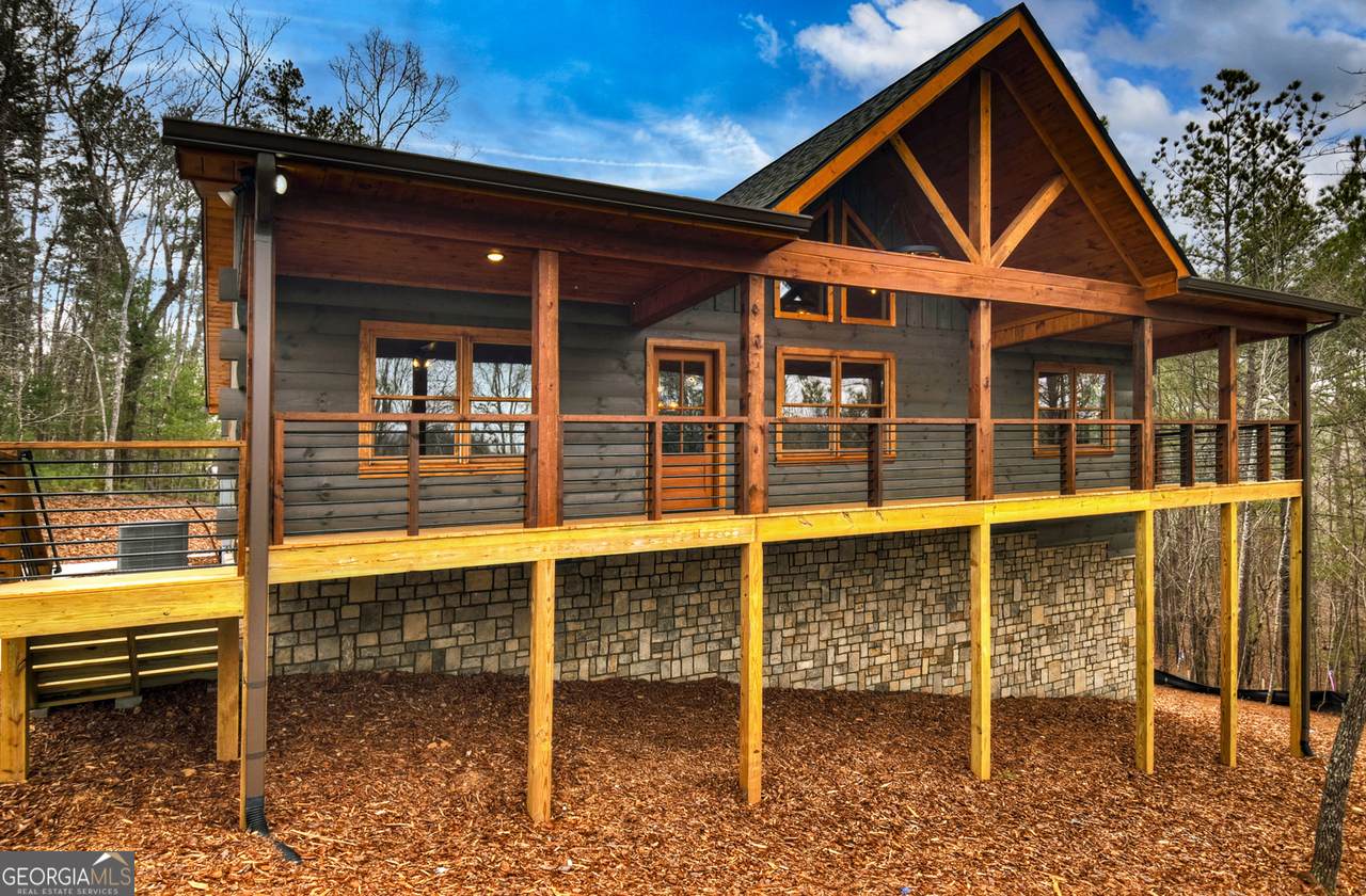 987 Myna Drive - Photo 1