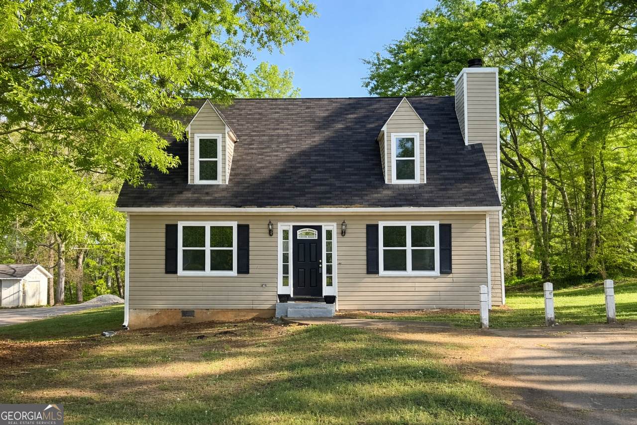 611A Seminole Drive - Photo 1