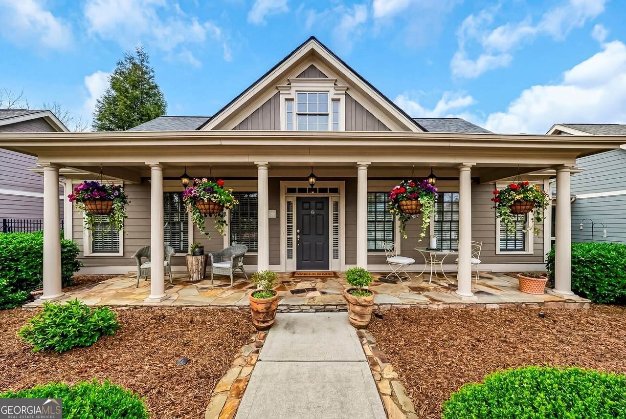 246 Somerset Circle - Photo 1