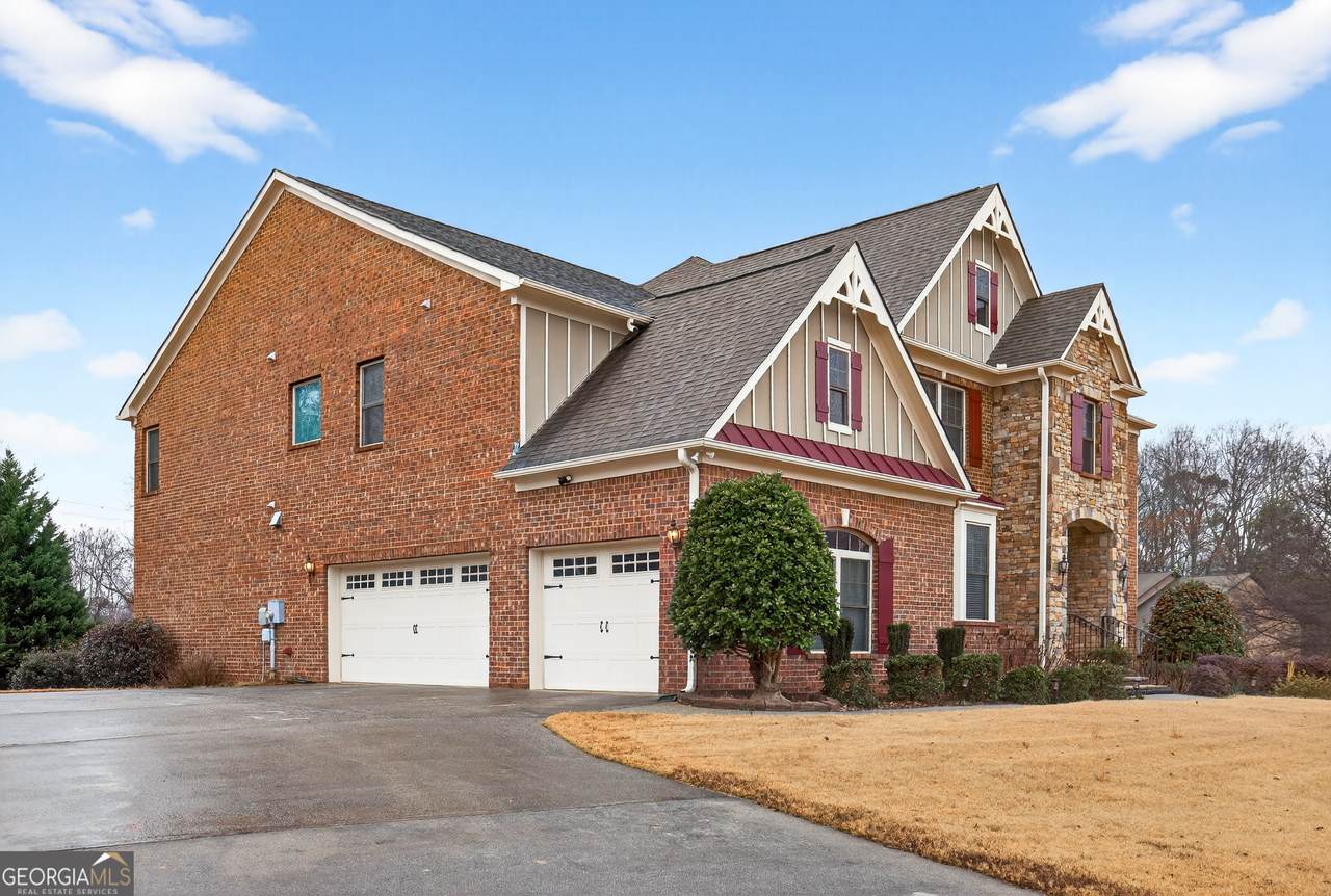 1739 Nemours Drive - Photo 1