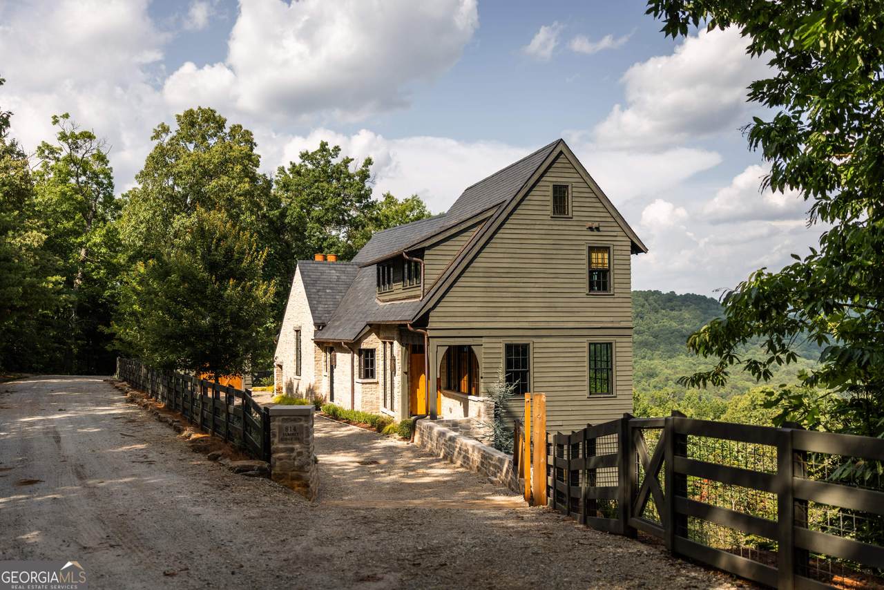 814 Summit Ridge - Photo 1
