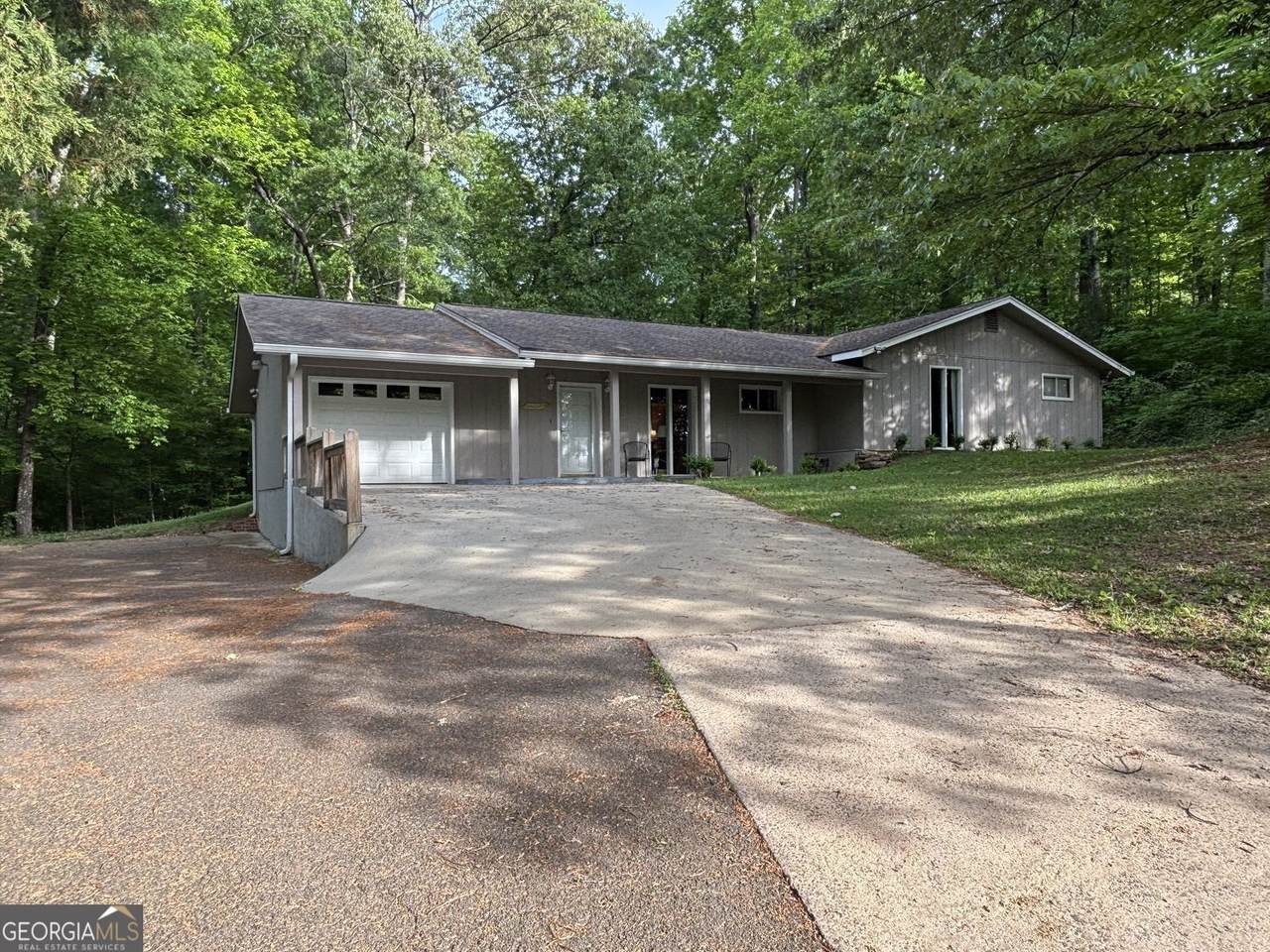 183 Barker Road - Photo 1