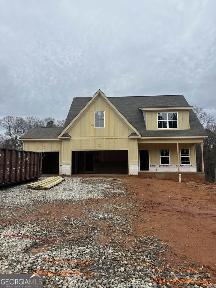 348 Pinewood Drive - Photo 1