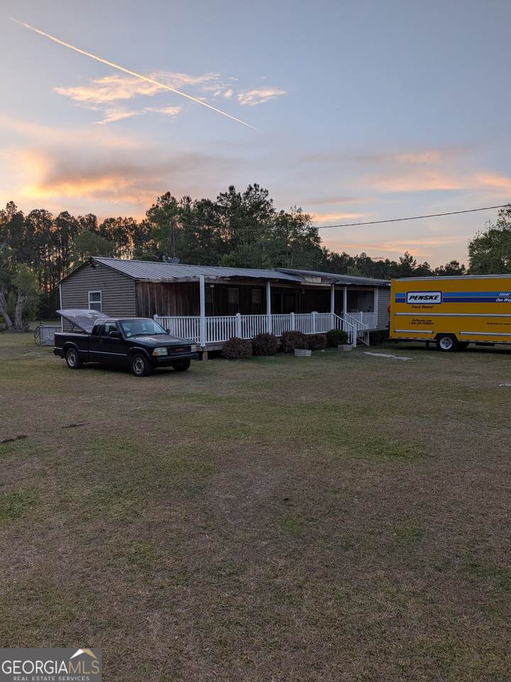 1670 Astoria Road - Photo 1