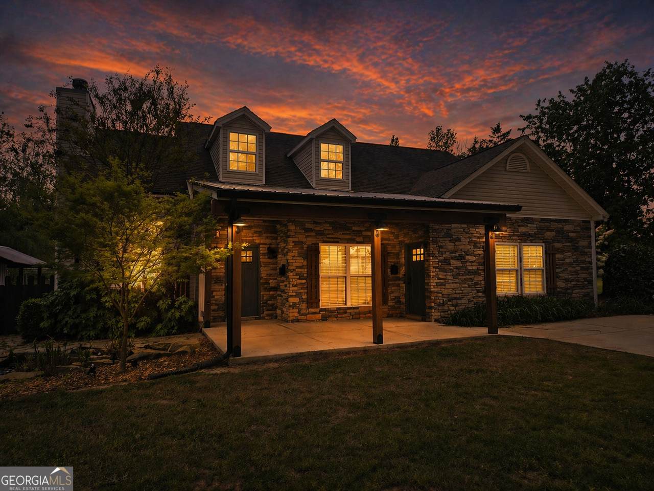130 Shannons Place - Photo 1