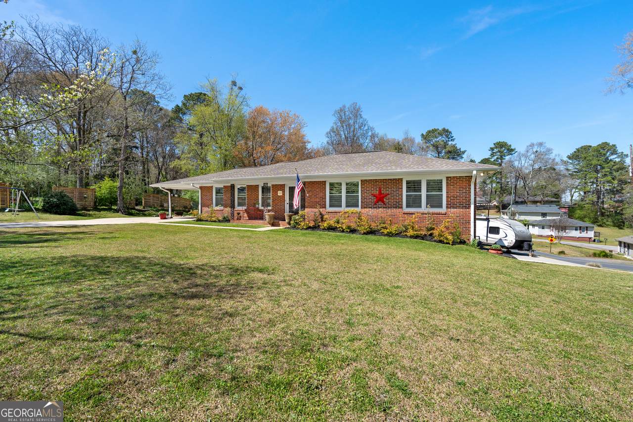 522 Hickory Street - Photo 1