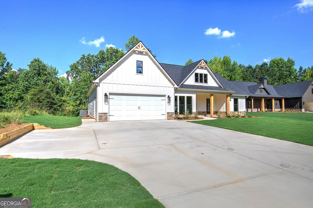 663 Clyde Cole Road - Photo 1