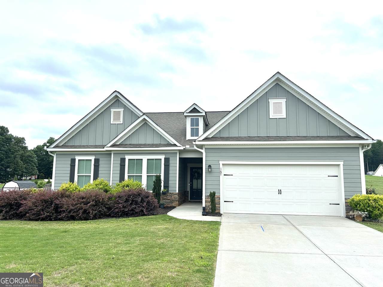 167 Waterford Circle - Photo 1