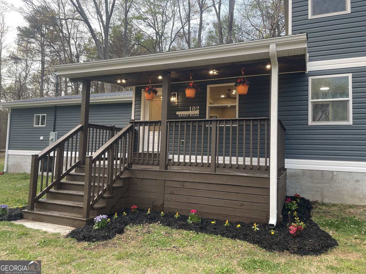 102 Bandy Road - Photo 1