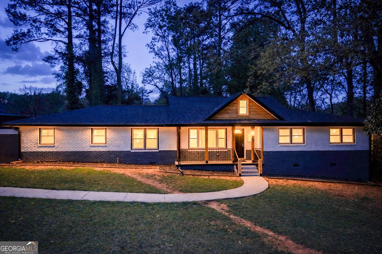 1747 Glenhaven Circle - Photo 1