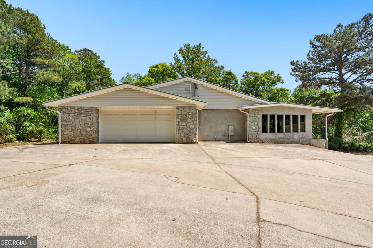 9530 Cedar Grove Road - Photo 1